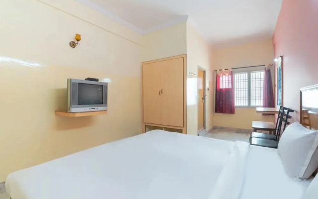 Udupi Sindhuri Inn by OYO Rooms