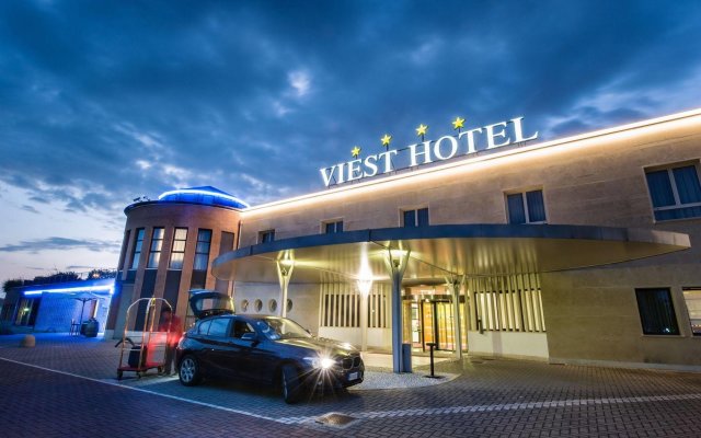 Отель Viest Hotel Италия, Виченца - отзывы, цены и фото номеров - забронировать отель Viest Hotel онлайн вид на фасад