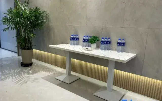 Yitel Zhige Hotel (Xuzhou Suning Plaza Hubushan)
