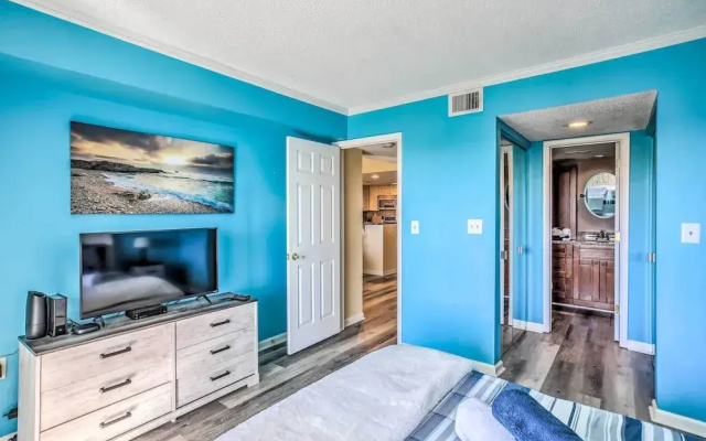 Pool Access: Family-friendly Myrtle Beach Condo