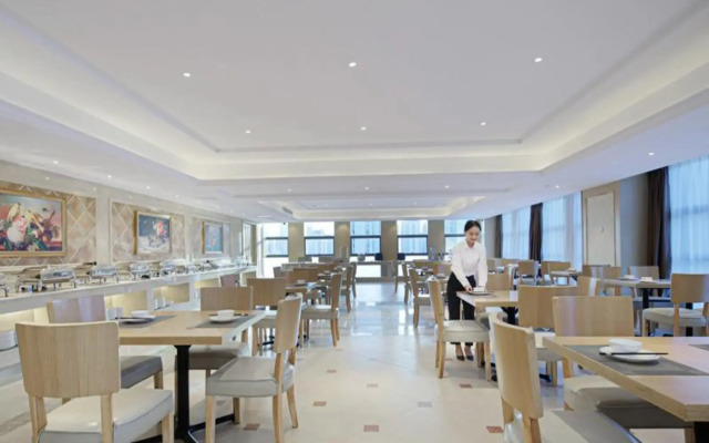 Vienna International Hotel (Hefei Zhongyue Plaza)