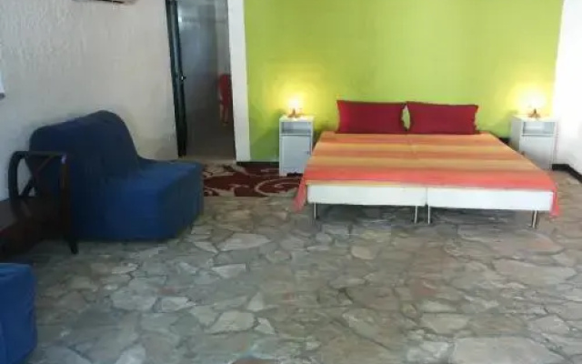 Breezes B&B