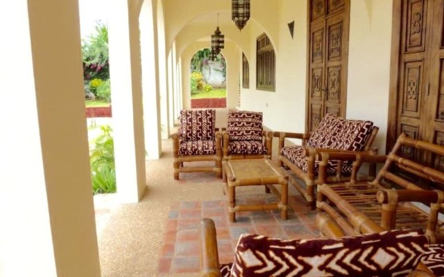 Villa Teranga in Bortianor, Ghana from 73$, photos, reviews - zenhotels.com hotel front