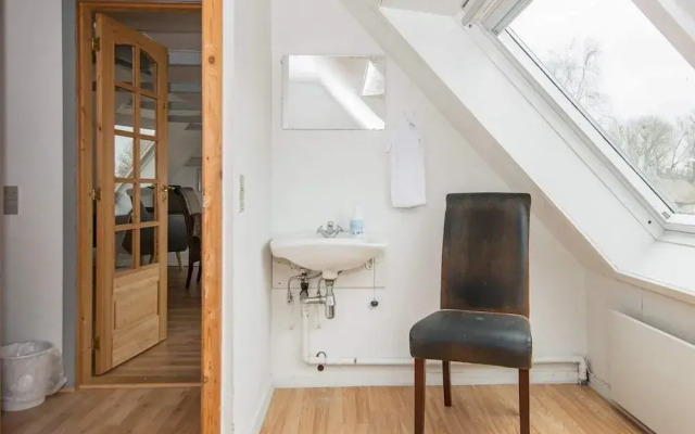 10 Person Holiday Home in Hojer