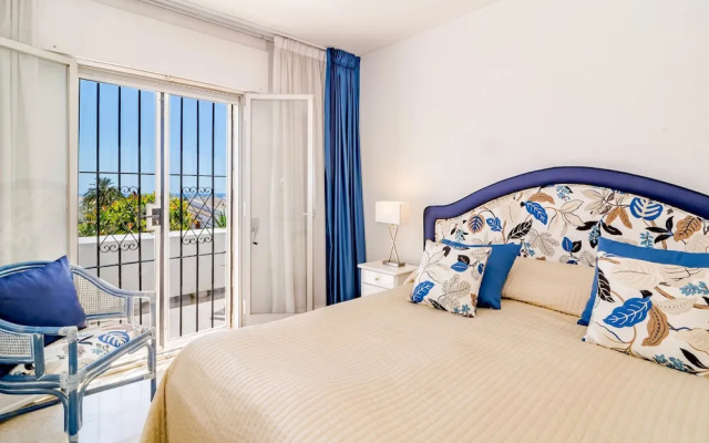 MA1 Marvelous 2 bedroom apt close to everything Roomservice