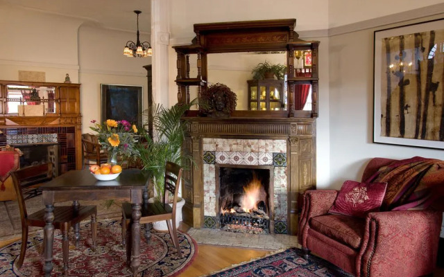 The Madeleine Inn