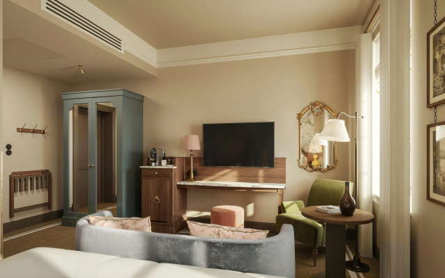 Savoy 1918, a member of Small Luxury Hotels of The World