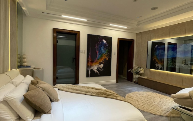 Two Bedroom Luxury Apartment in Maitama