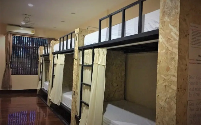 Triple s hostel