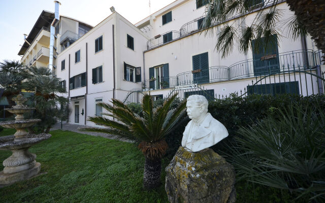Отель Villa dAmato Италия, Палермо - 1 отзыв об отеле, цены и фото номеров - забронировать отель Villa dAmato онлайн вид на фасад