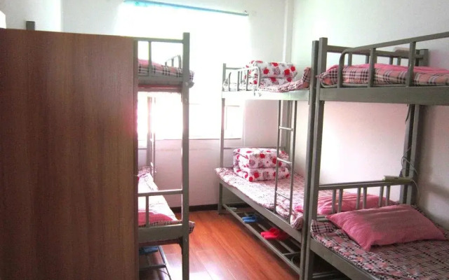 Zhangye Lvan Hostel
