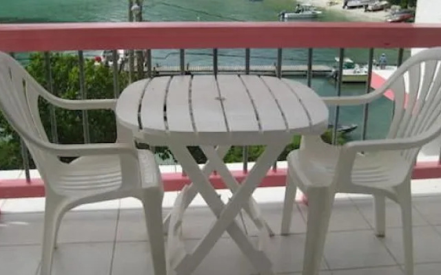 Sea Crest Inn