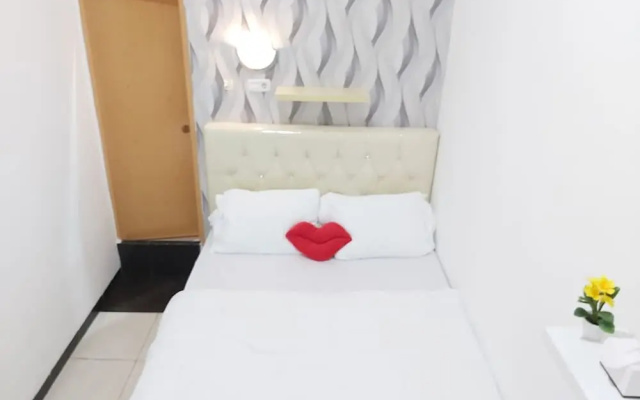 Alex Hostel 2