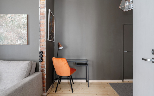 Historical Studio & Excellent Location