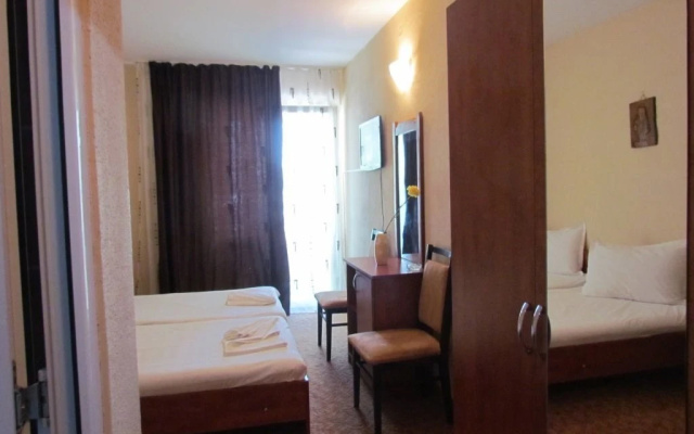 Hotel Ovicris Selena