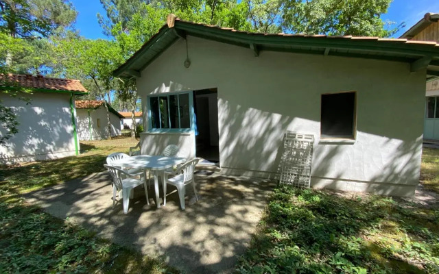 maisonnette 6 pers. dans résidence avec piscine