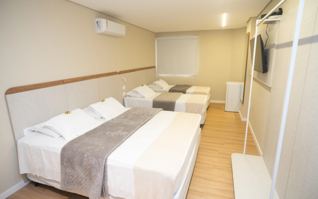 Camboriú Praia Hotel