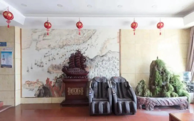 Super 8 Hotel Lianyungang Walking Street