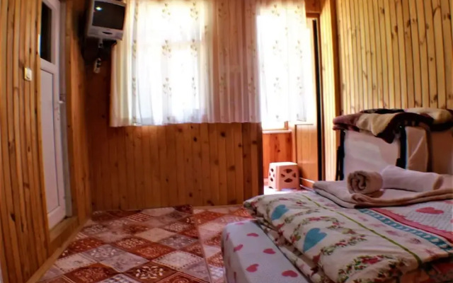 Yaren Otel