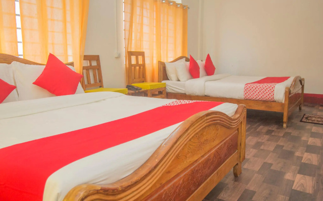 OYO 15721 Simrat Hotel