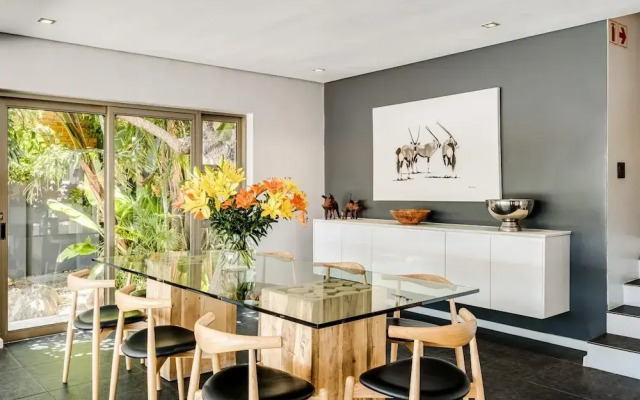 Ocean View Camps Bay 5bed Villa w Pool Valtameri