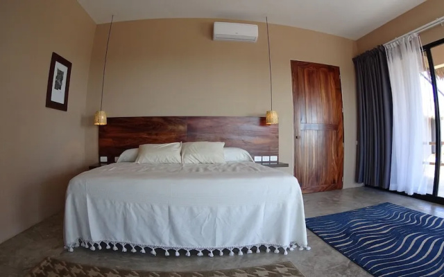 Lya Beach House