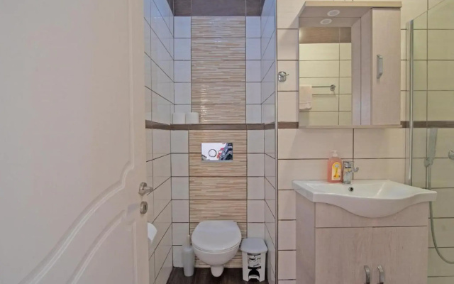 Romantic Apartment in Mpenitses With Shared Pool