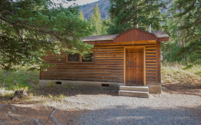 Silver Gate Lodging