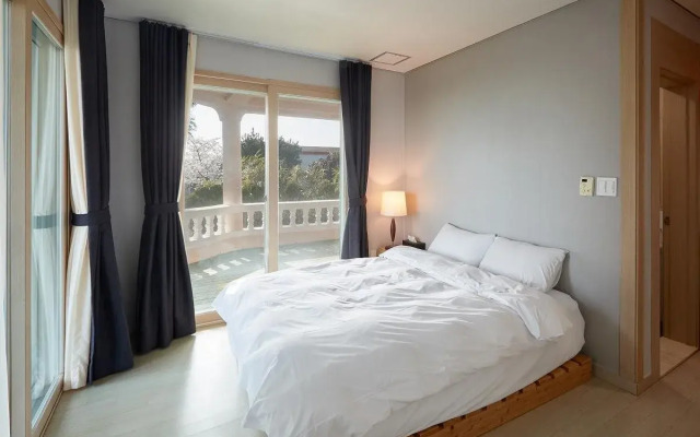 Lavenders Pension (Pet friendly)