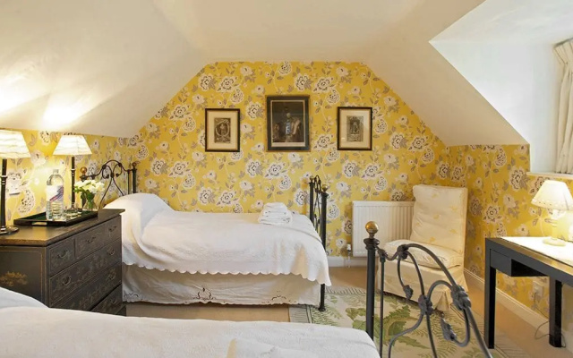Goodwood Cottage