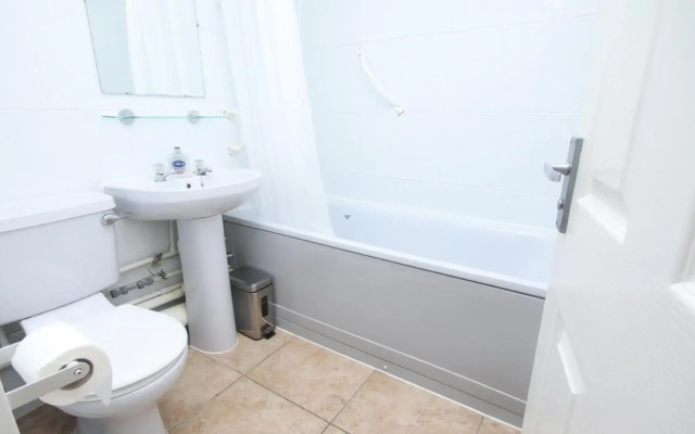 37E Medmerry Park 2 Bedroom Chalet