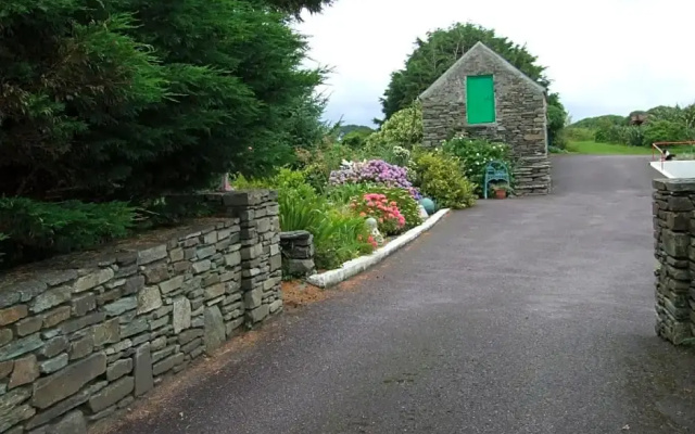 Reenmore Farmhouse