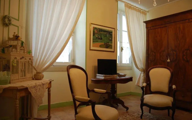 Les Chambres de L'Horloge