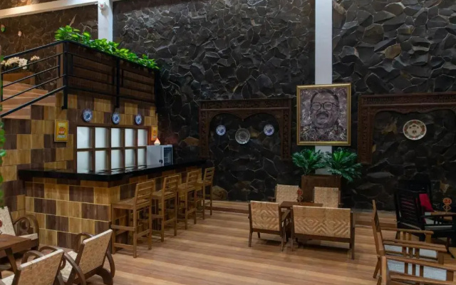 Baratha Hotel & Resto