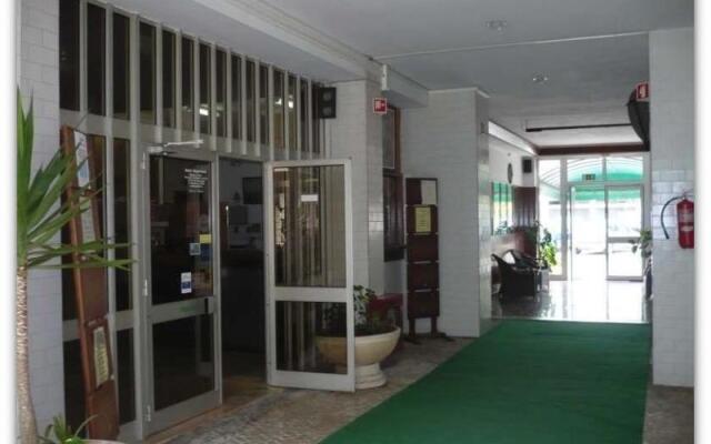 Апартаменты Curia Clube Apartments вид на фасад