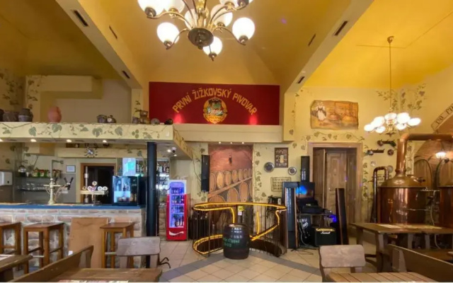 Hotel Victor