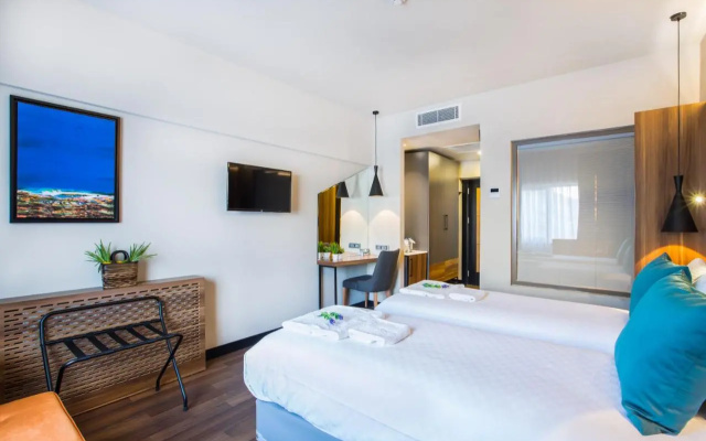 Signature Hotels & Spa