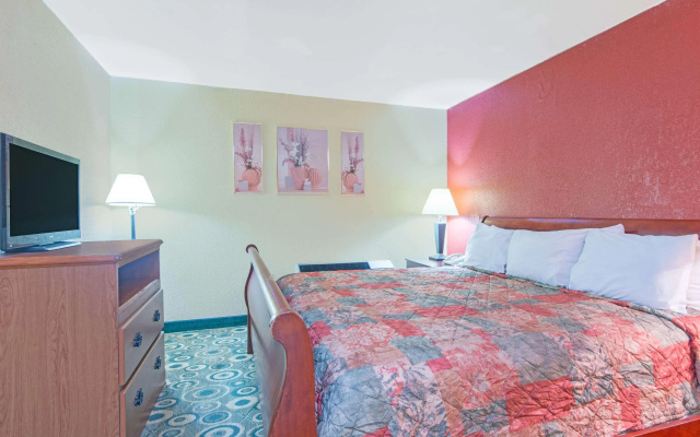 Days Inn Opelika