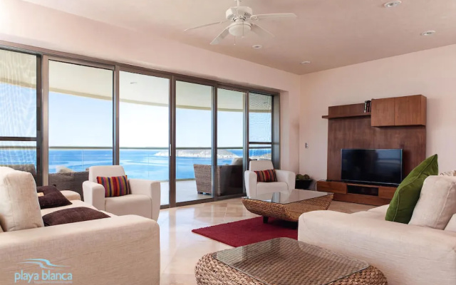 3 Bedrooms Condo Playa Blanca #1 Condo