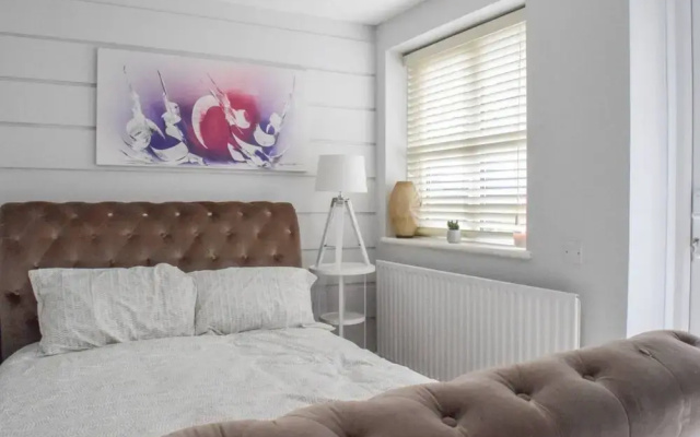 Cosy 2 Bedroom Home