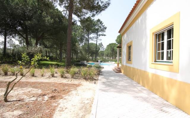 Отель 08 Villa 97 by Herdade de Montalvo вид на фасад