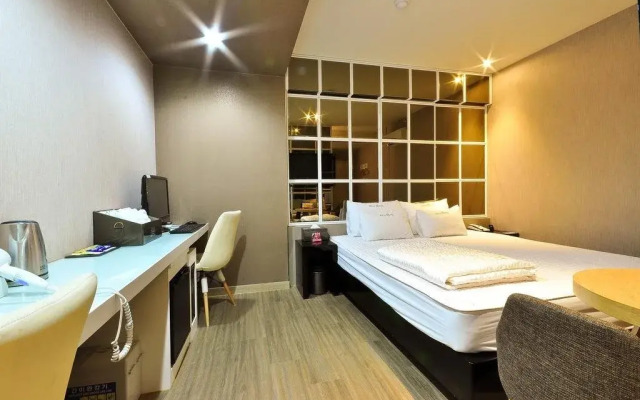 Aria Motel