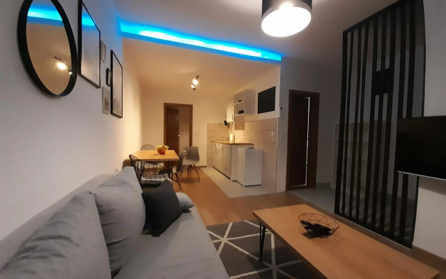 Apartment 12-09