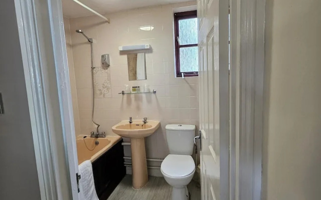 Marsh Farm Hotel