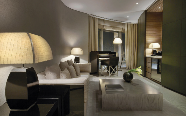Armani Hotel Dubai, Burj Khalifa