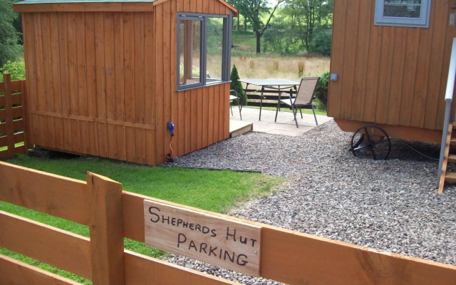 Waterloo Farm Shepherds Hut Glamping