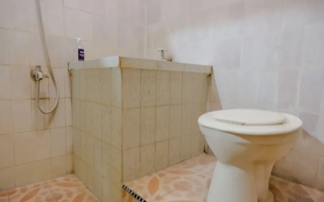 Hotel Dirgahayu by OYO Rooms