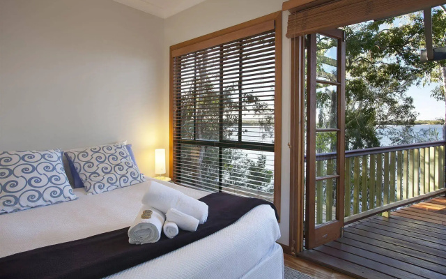 Eumarella Shores Noosa Lake Retreat