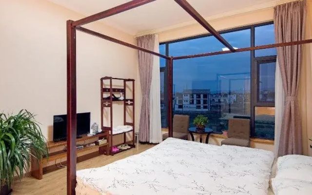 Dali Cozy Blue Inn