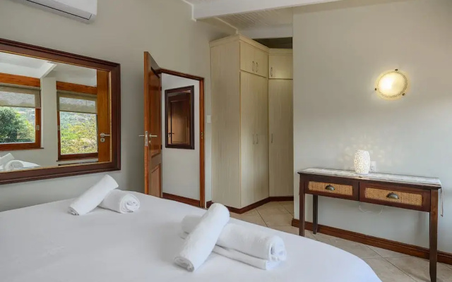 San Lameer Villa Rentals 3011